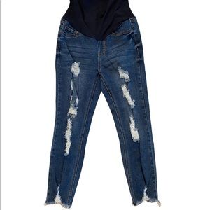Maternity trendy jeans